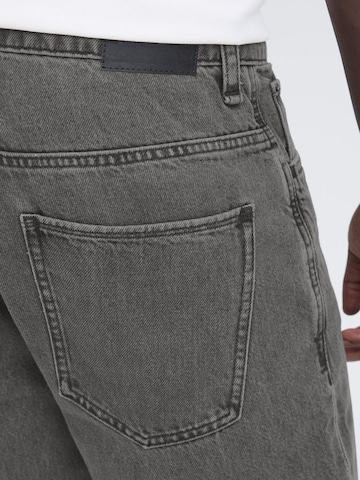 Regular Jean 'BHThunder' BLEND en gris