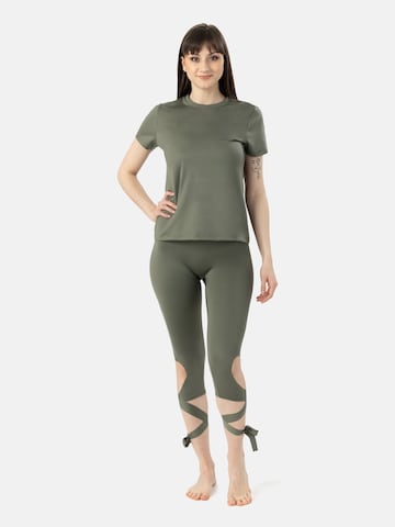 LEAFLETIC Skinny Leggings 'Leafletic Woman`s Short Length Tail Legging' in Green: front