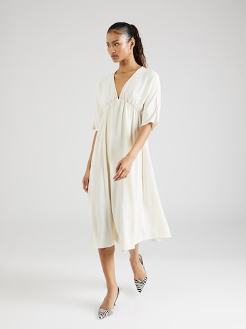 Robe 'ELLEN' Noisy may en beige