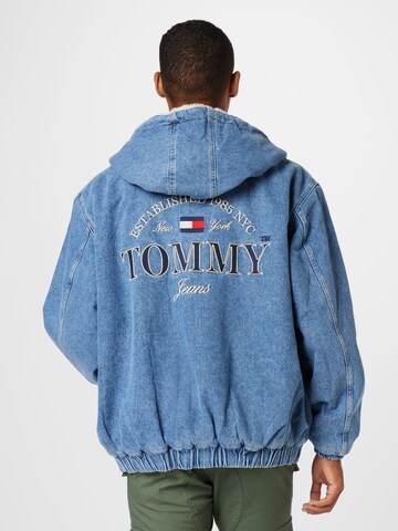 Tommy Jeans Övergångsjacka i blå