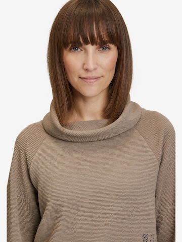 Betty Barclay Sweatshirt mit hohem Kragen in Braun