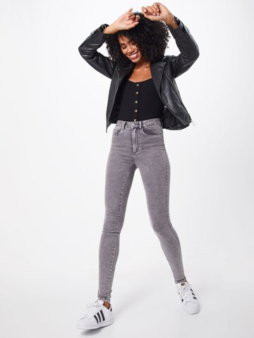 Skinny Jeans 'ONLRoyal' di ONLY in grigio