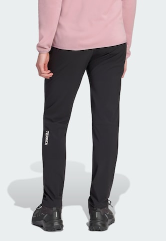 Coupe slim Pantalon outdoor 'Essentials' ADIDAS TERREX en noir