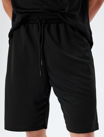 Koton Regular Pants in Black