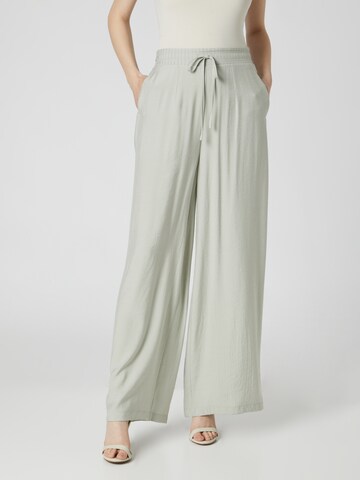 Guido Maria Kretschmer Women Wide leg Pants 'Janay' in Green: front