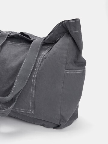 Pull&Bear Shopper in Grey