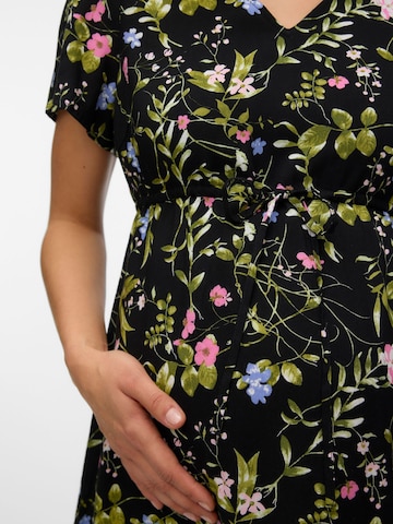 Rochie 'VMMeasy' de la Vero Moda Maternity pe negru