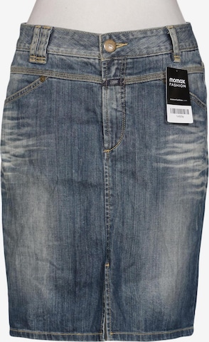 Closed Skirt in XS in Blue: front