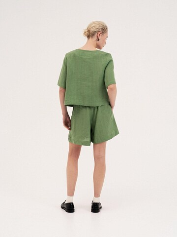 Top 'Maeve' di AmourLinen in verde