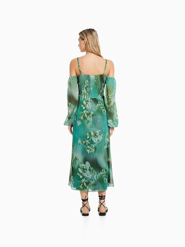 Robe Bershka en vert