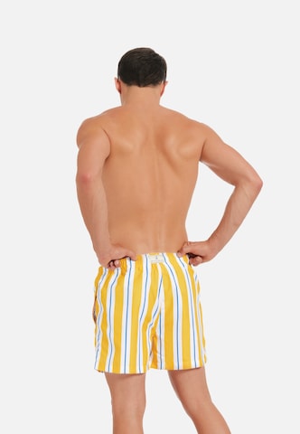 Gassa d'Amante Badeshorts 'Riccione' in Gelb
