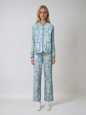 Veste mi-saison 'Annie' Noa Noa en bleu