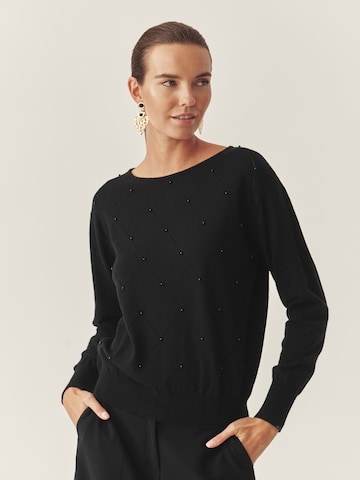 TATUUM Svetr 'AZAKI' – černá: přední strana