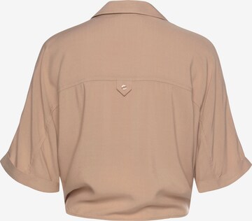 LASCANA Blus i beige