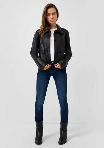 QS Between-Season Jacket in Black