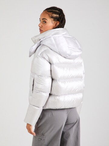 Veste d’hiver PATRIZIA PEPE en blanc