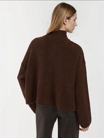 Hiccup Oversized Cardigan in Brown