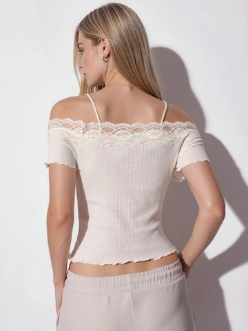 T-shirt Busem en blanc