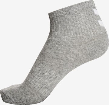 Hummel - Calcetines deportivos 'Chevron' en gris