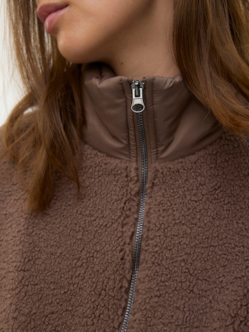 MAMALICIOUS - Chaqueta de entretiempo 'MLSAGA' en marrón
