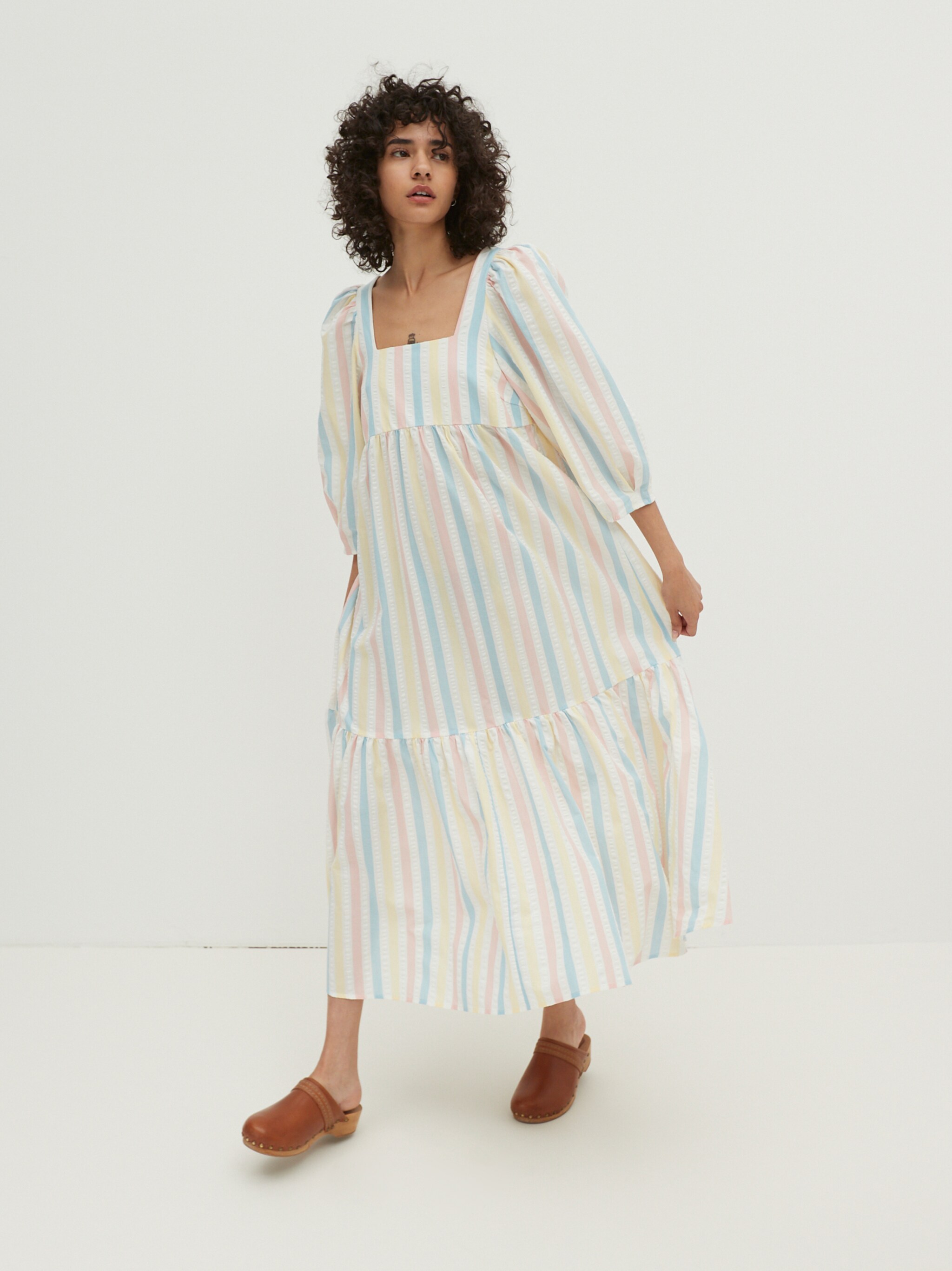 EDITED Produkte Kleid 'Chaya' hellblau