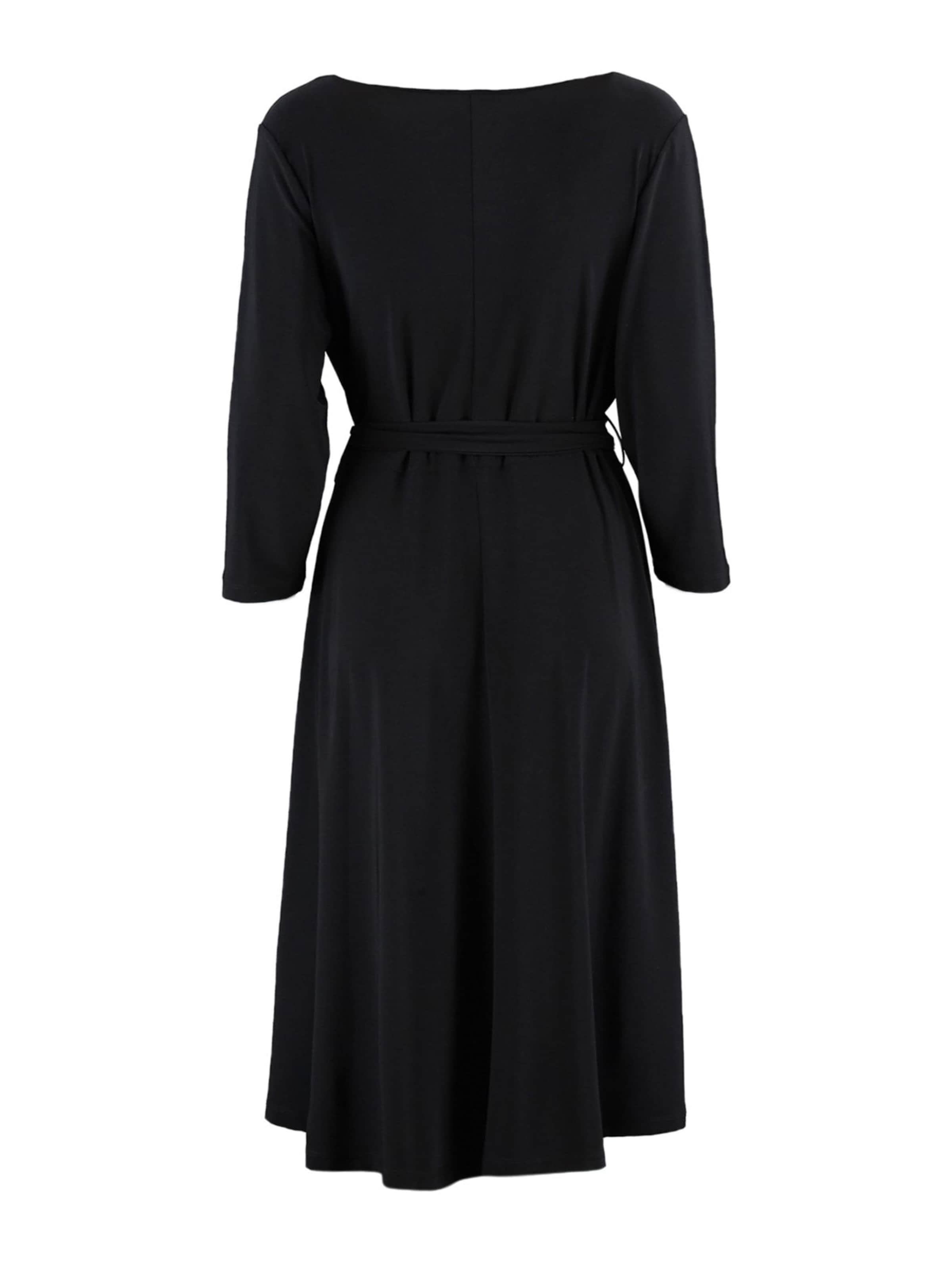 Trendyol Curve Cocktailmekko värissä musta