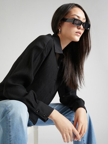 BRAVE SOUL Blouse in Black