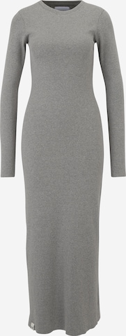 ABOUT YOU REBIRTH STUDIOS Pouzdrové šaty 'Essential' – šedá: přední strana