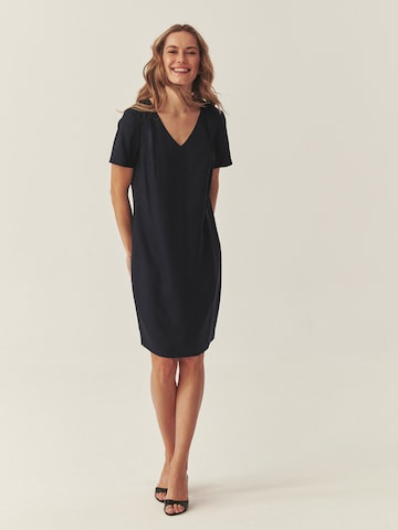 TATUUM Платье в Синий