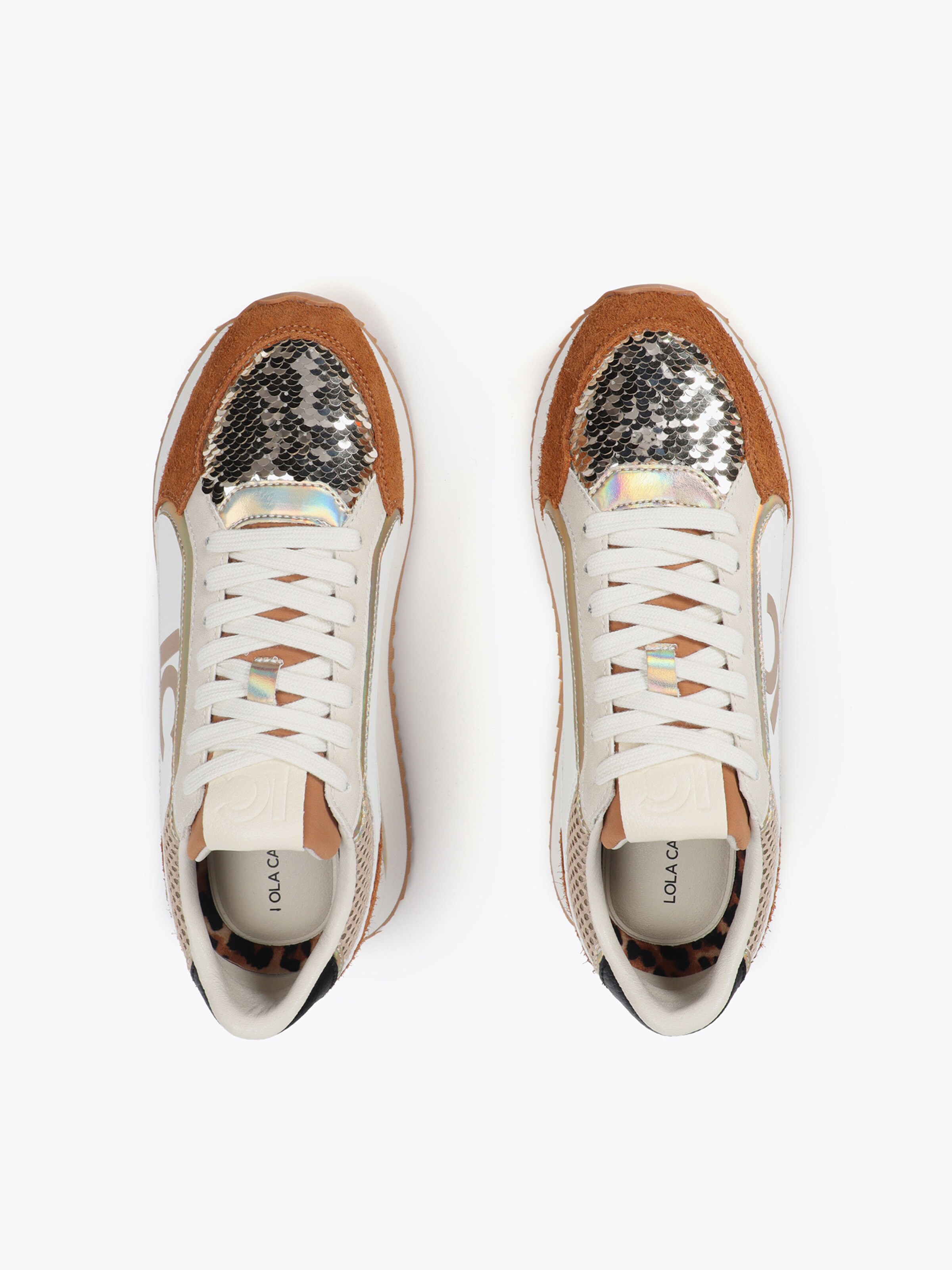Lola Casademunt Низкие кроссовки в Бежевый