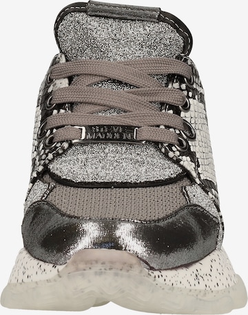 STEVE MADDEN Sneaker in Grau