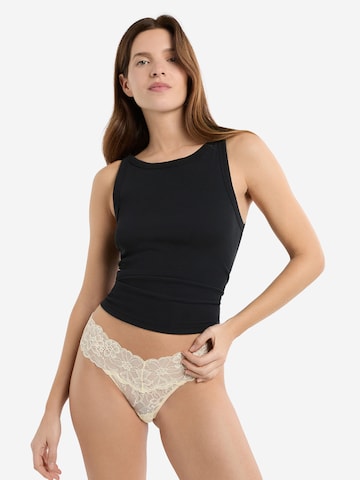 ETAM String 'Sweet' in Beige