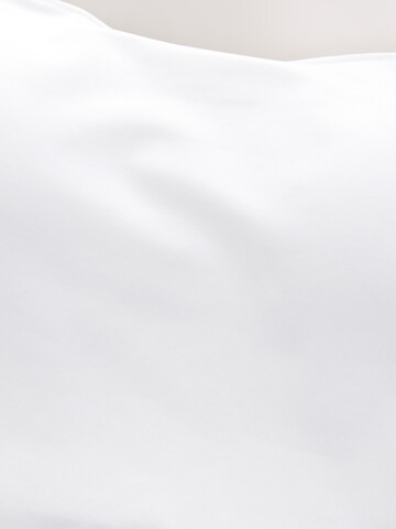 Next - Top en blanco