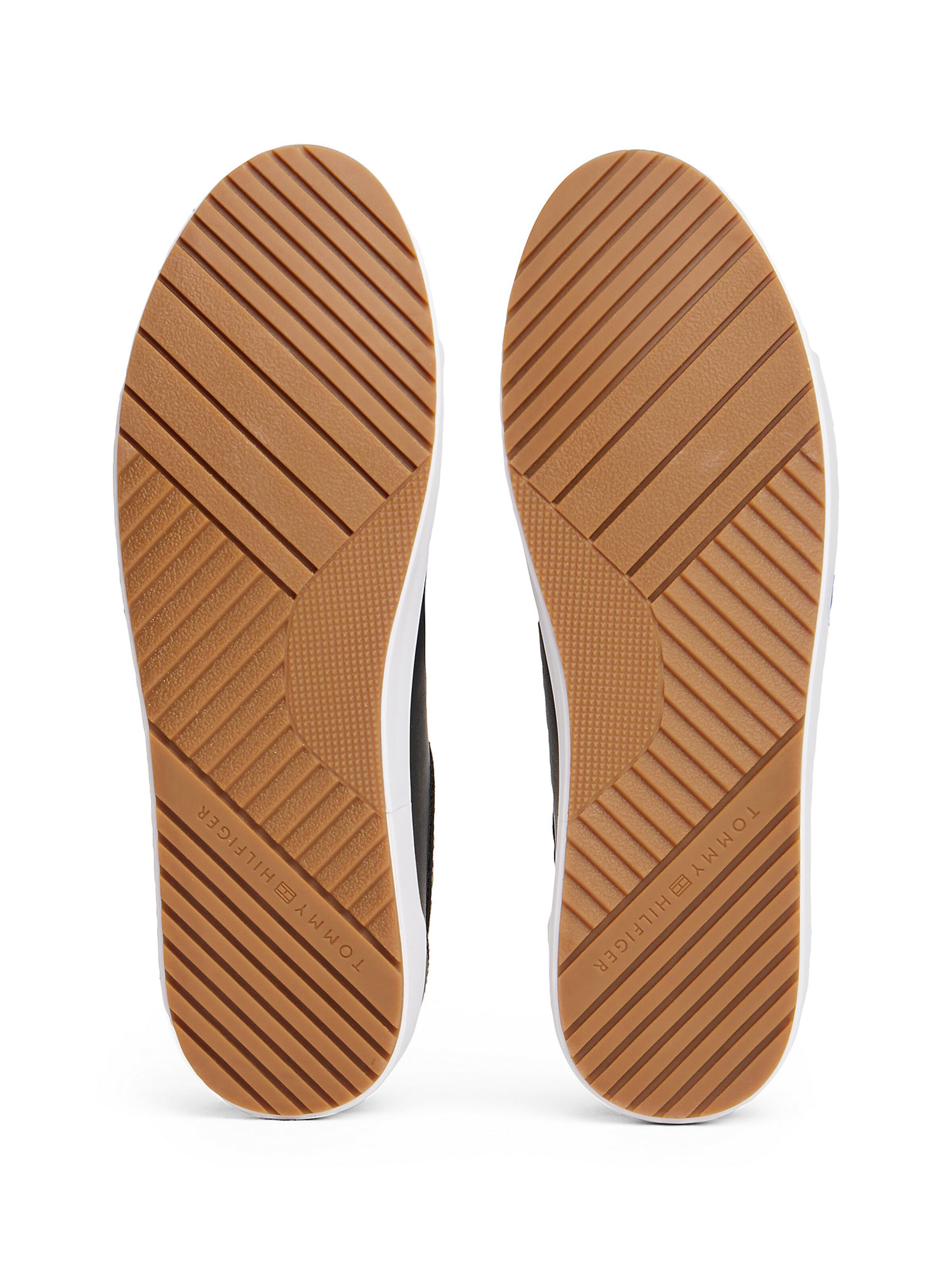 TOMMY HILFIGER Sneakers in Black