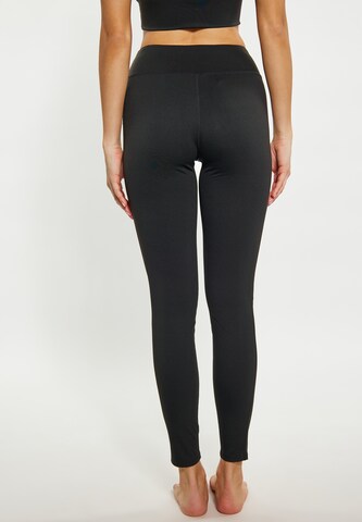 IZIA Skinny Leggings in Schwarz