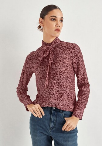 HECHTER PARIS Blouse in Red: front