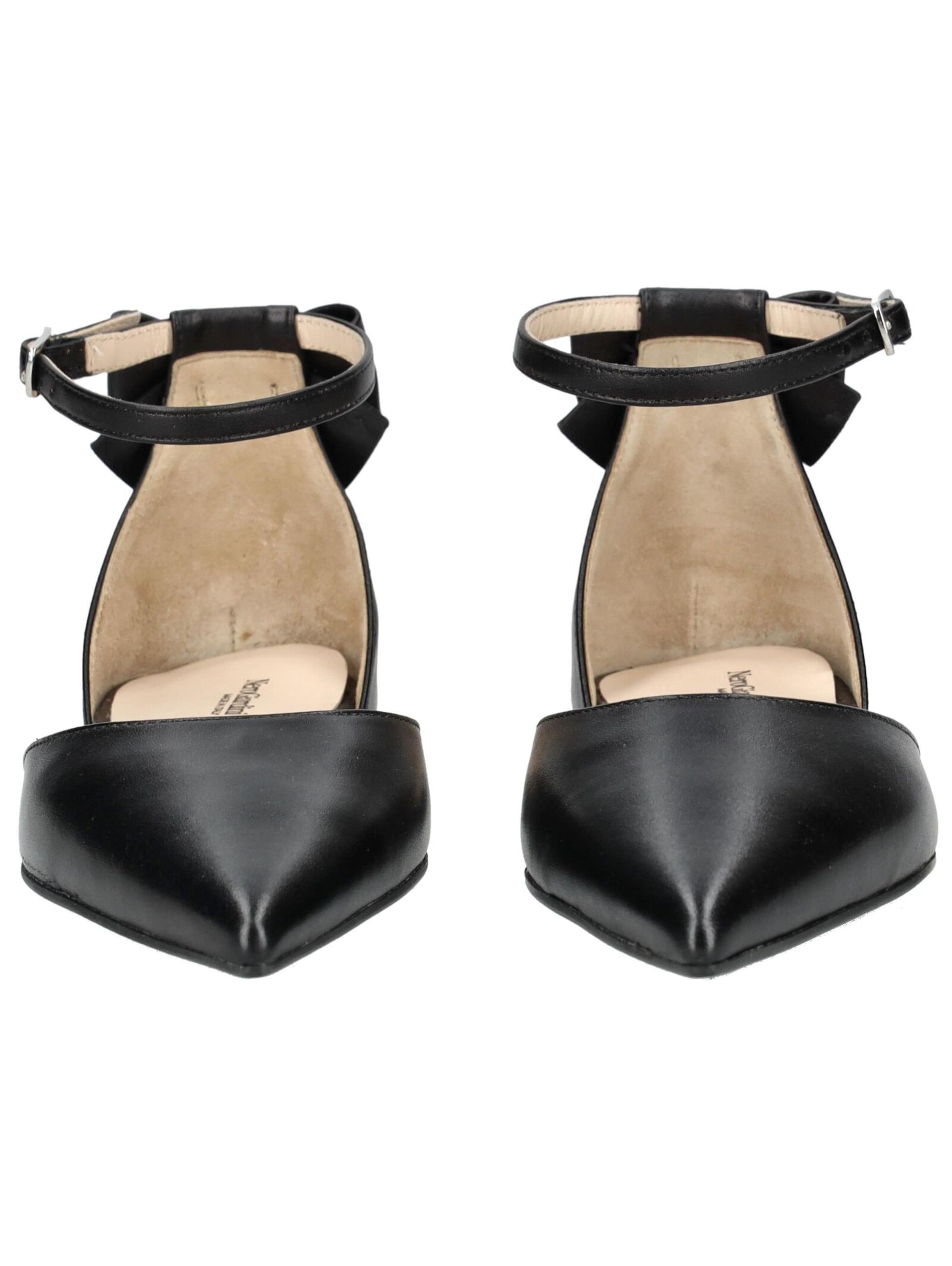 Ballerina con cinturino di Nero Giardini in nero