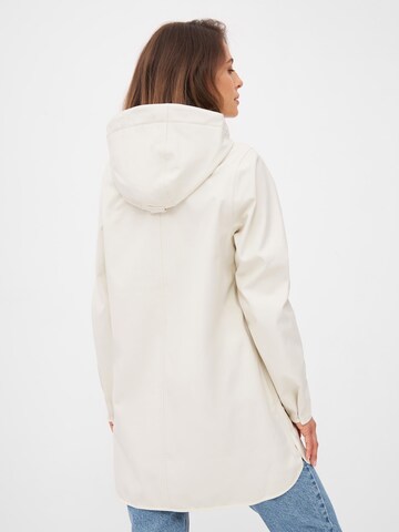 ILSE JACOBSEN Raincoat in Beige