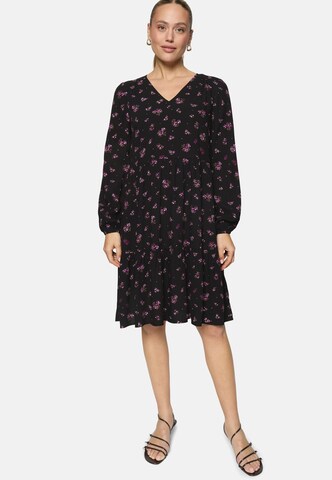 Abito da cocktail di zero in nero: frontale