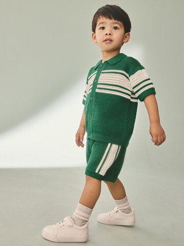 Next Set 'Set' in Green: front