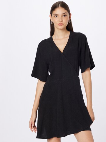 Robe 'Kimberly' WEEKDAY en noir : devant