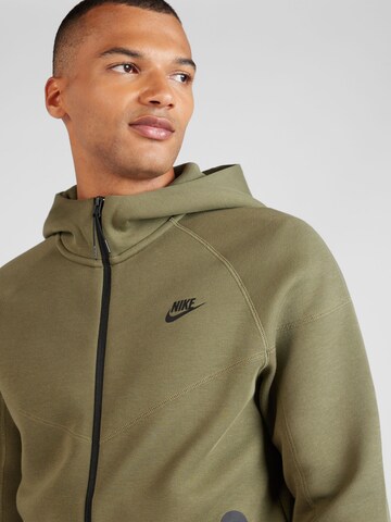 Nike Sportswear Кофта на молнии 'TCH FLC' в Зеленый
