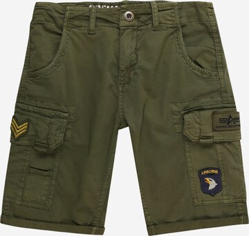 ALPHA INDUSTRIES Regular Shorts in Grün: predná strana