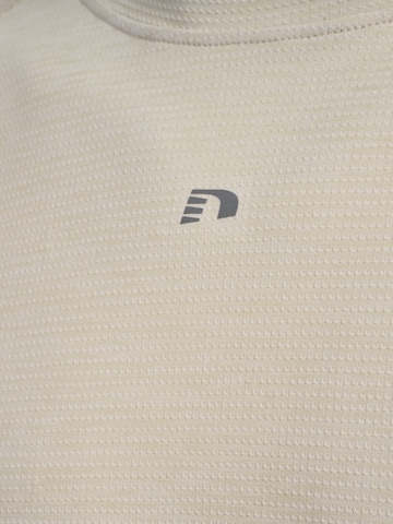 Newline T-Shirt in Beige