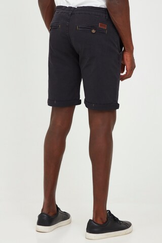 INDICODE JEANS Regular Shorts 'MIKA' in Schwarz