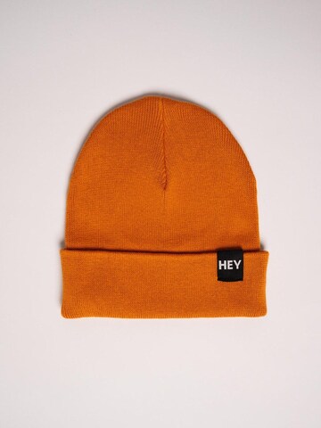 HEY KOLLEGA! Beanie in Gold