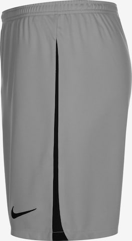 regular Pantaloni sportivi 'League Knit III' di NIKE in grigio