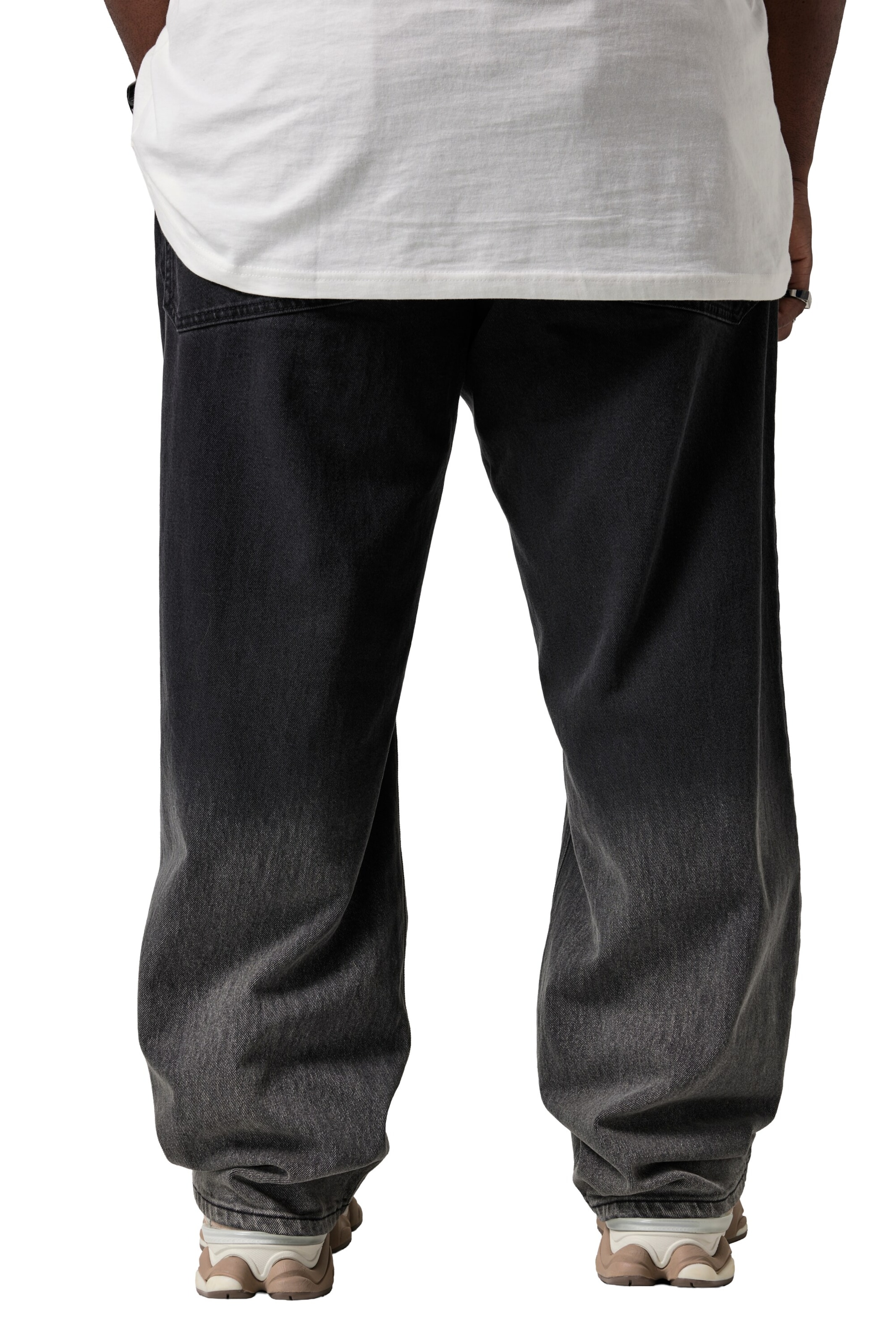 STHUGE Wide leg Jeans in Zwart