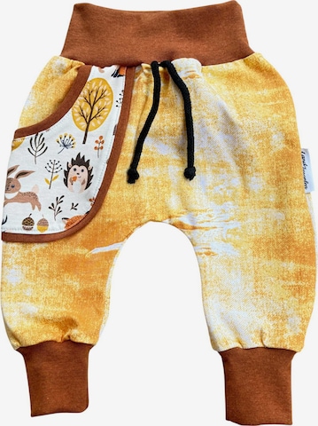 Land-Juwelen Tapered Hose 'Waldtiere' in Gelb: Vorderseite