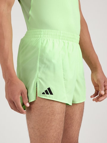 ADIDAS PERFORMANCE Regular Sportshorts 'Adizero Essentials' in Grün